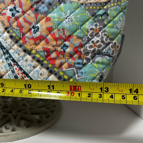 VERA BRADLEY Citrus Paisley Tote Bag - Picture 10 of 12